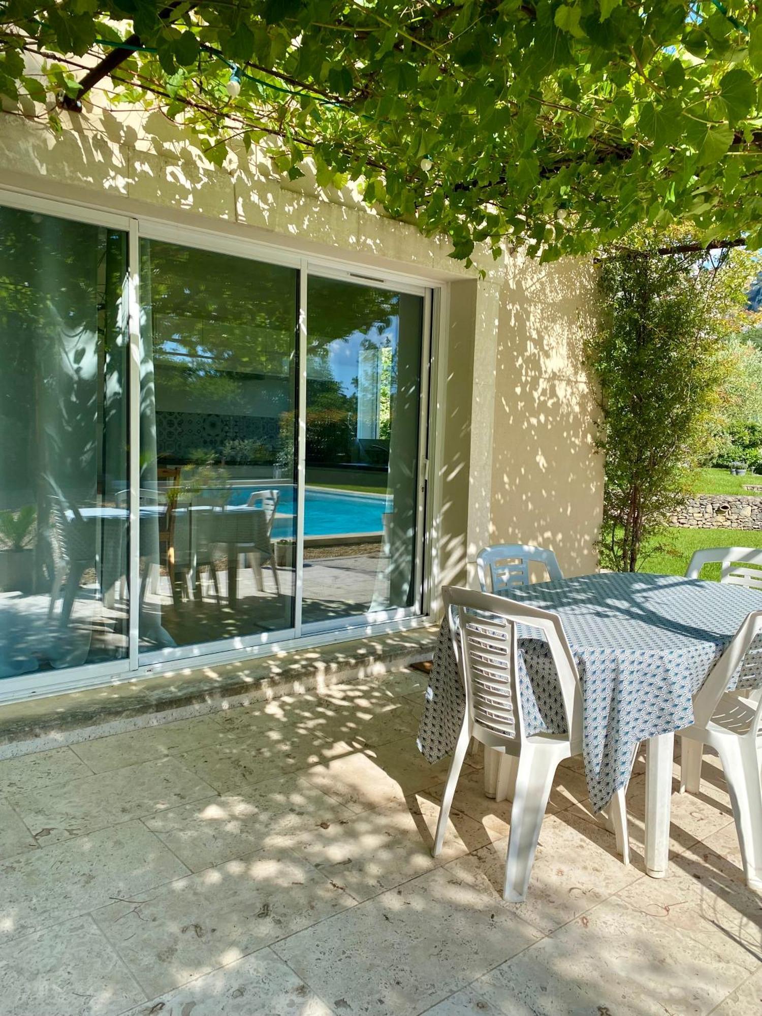 La Petite Maison Robion en Luberon Δωμάτιο φωτογραφία
